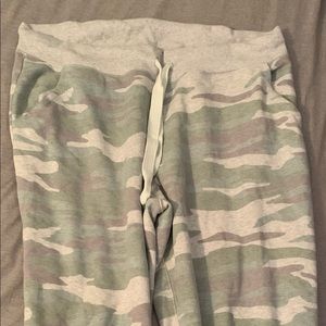 Aerie Camo Sweatpants
